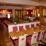 Hotel Carnegie Court Swords