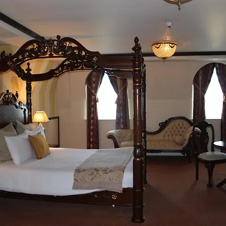 ホテル Carnegie Court