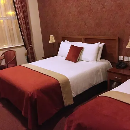 Carnegie Court スウォーズ