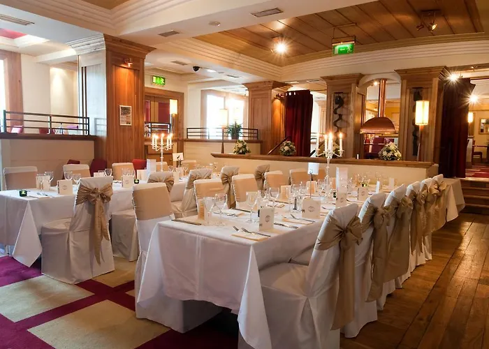 Carnegie Court Szálloda