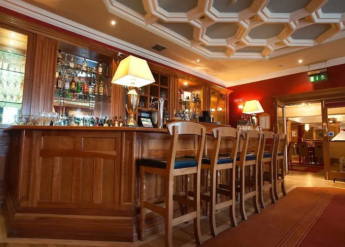 Отель Carnegie Court Сводз