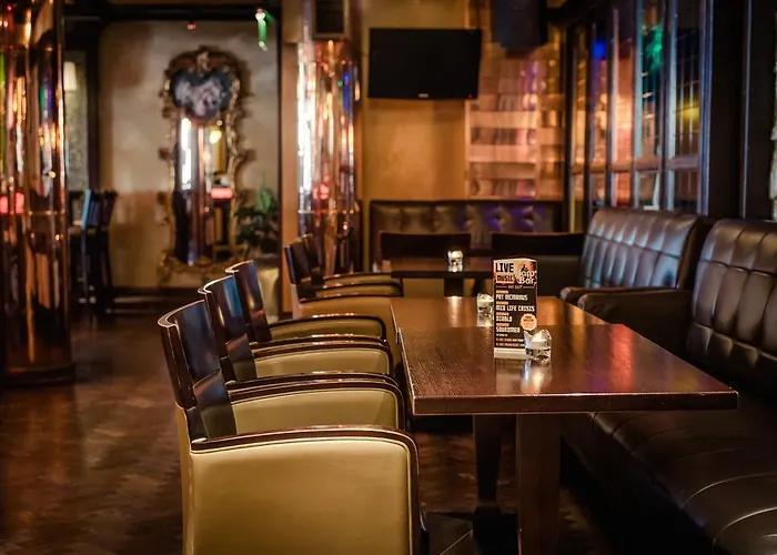 Carnegie Court Swords