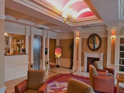 Carnegie Court Szálloda